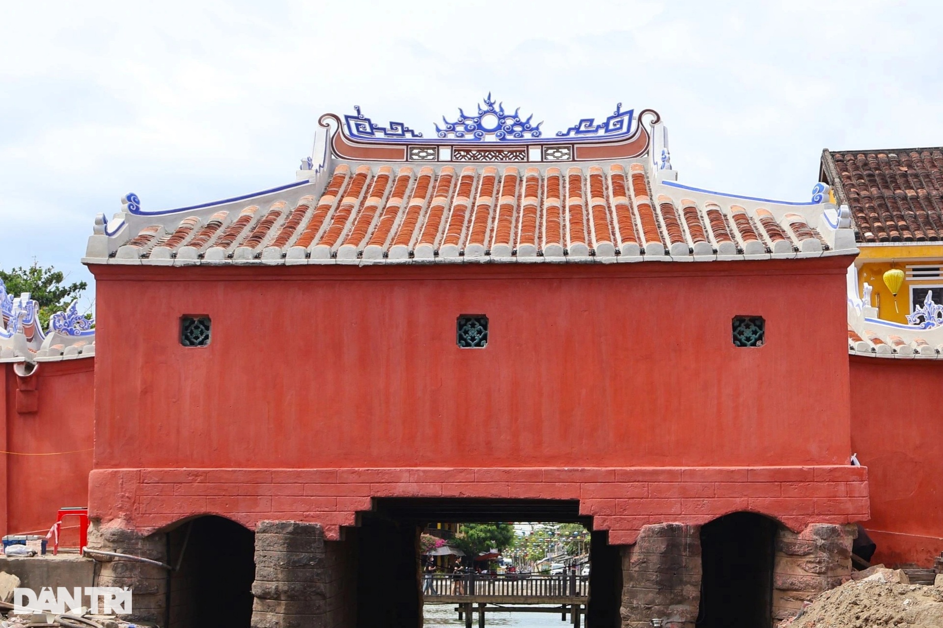Hội An's Covered Bridge – a 400-year-old wooden bridge and a living symbol of the ancient town. - ảnh 7