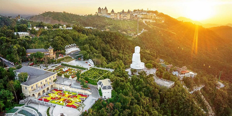 Linh Ung Pagoda Ba Na – the temple amidst the sea of clouds on Mount Chua. - 1