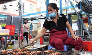 Oc Oanh Vinh Khanh – a snail restaurant that has been the pioneer of the "snail street" in District 4 for 20 years. - ảnh 6