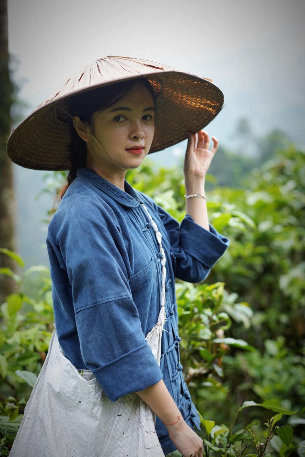 Tiktoker Lộc Ánh Thu: "The Brilliant Pear Blossom" in the Rocky Highlands of Hà Giang - 2