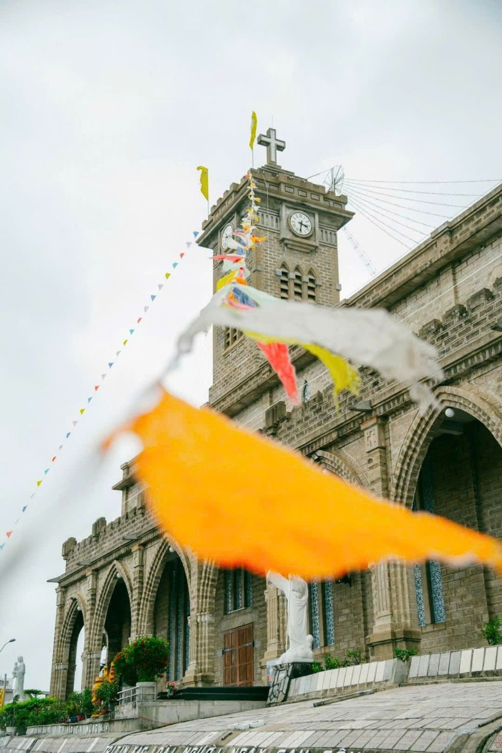 NHA TRANG MOUNTAIN CHURCH - AN ANCIENT BEAUTY IN THE HEART OF THE COASTAL CITY - 1
