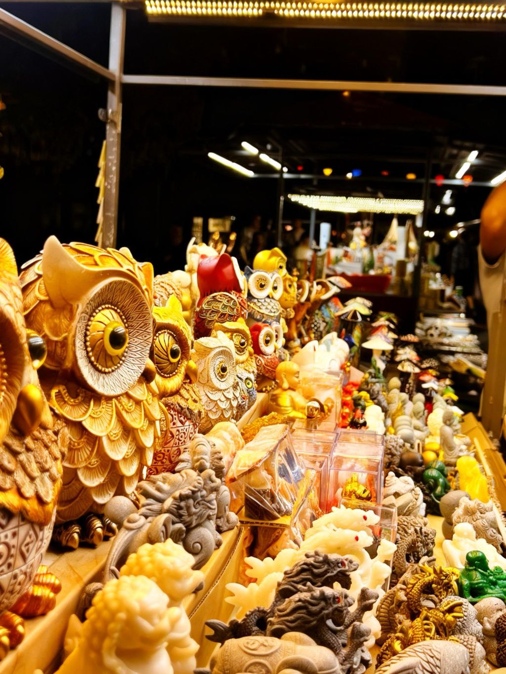 Come to Hoi An from around 5 PM to the evening, you will feel... - ảnh 5