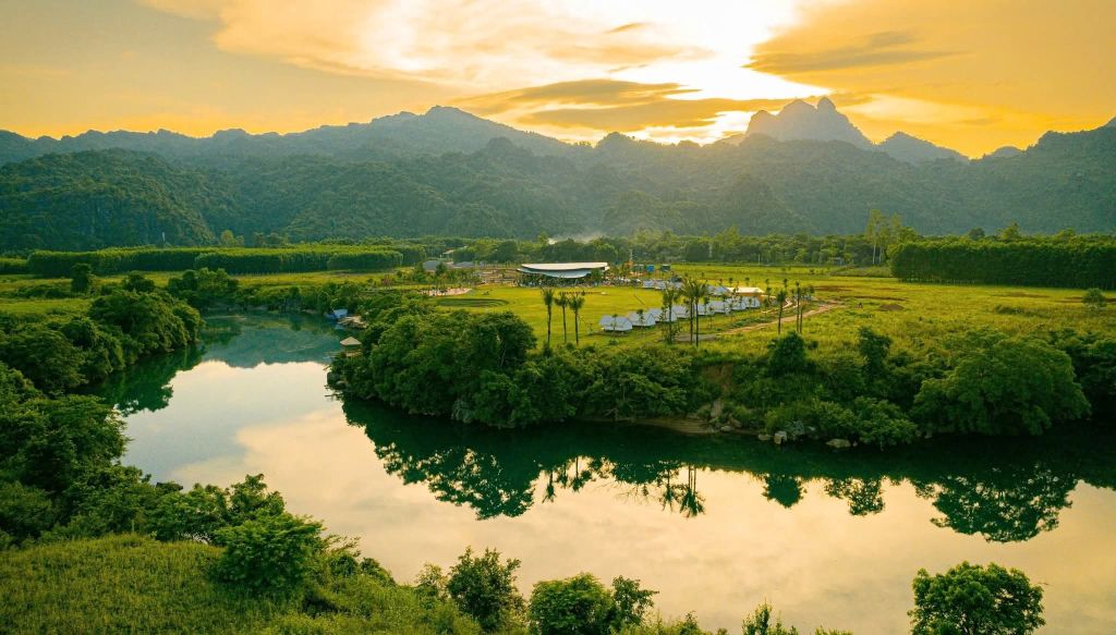 COME TO PHONG NHA VALLEY, ENJOY THE MELODY OF LAND AND WATER! Afternoon - 2