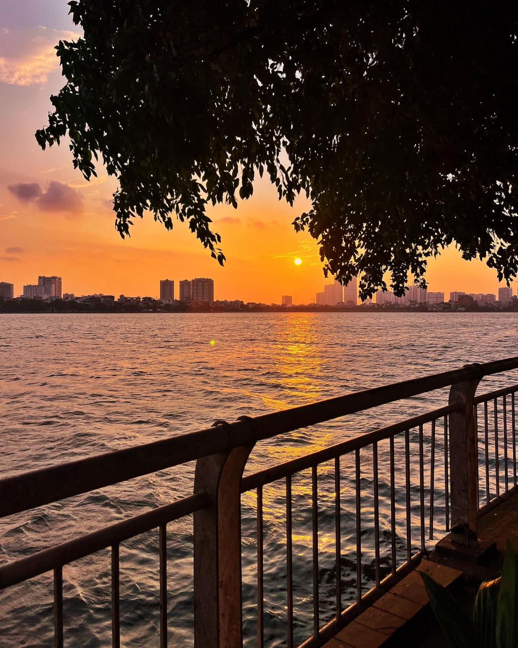 West Lake this season: a sunset viewing spot gaining renewed interest. - 2