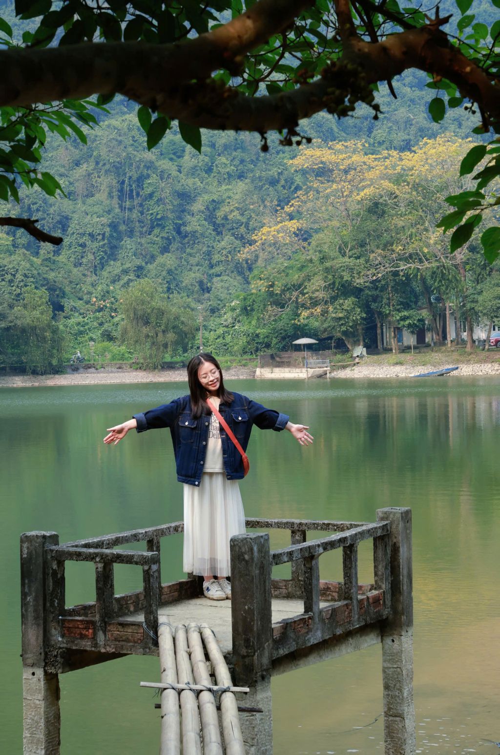 Schedule for a 1-day exploration of Cuc Phuong during butterfly season  
5:30 AM: Departure - 3