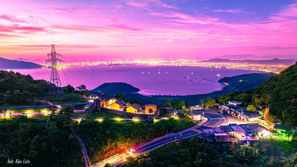 LOVE EACH OTHER NO MATTER WHAT So let's move our group over to De. - 1