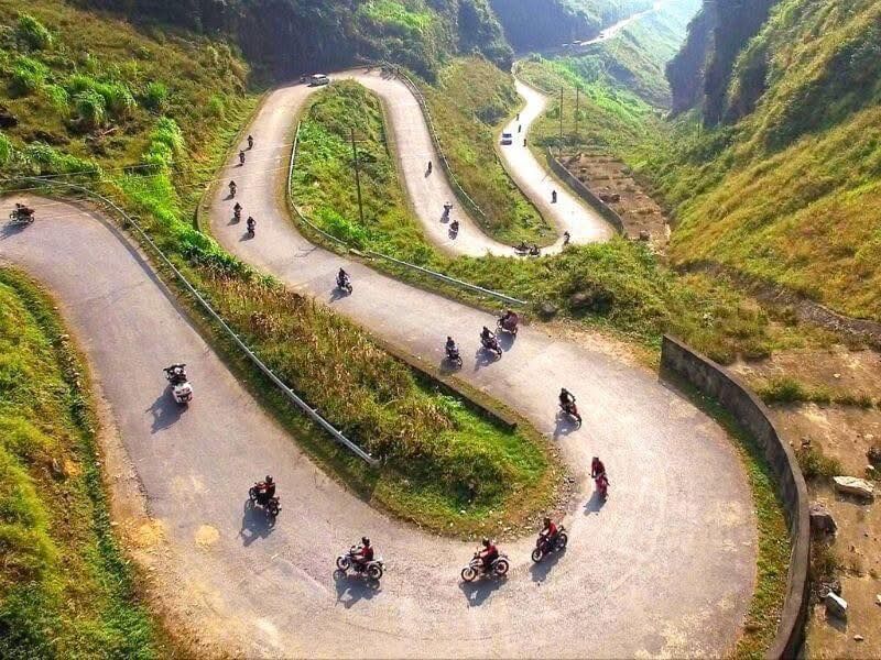 The weather in Ha Giang is stable – Favorable for the journey by car. - 2