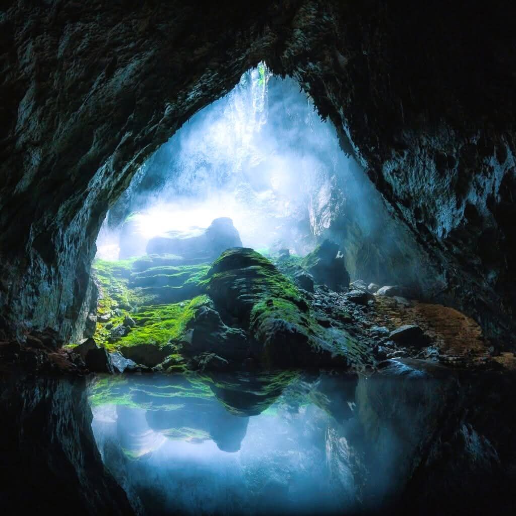 A place in Vietnam that you can't just go to if you have money. - 3