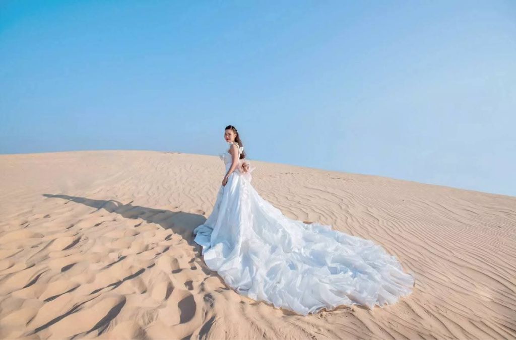QUANG PHU SAND DUNES – THE PRISTINE BEAUTY OF THE SEA AND TIME - ảnh 9