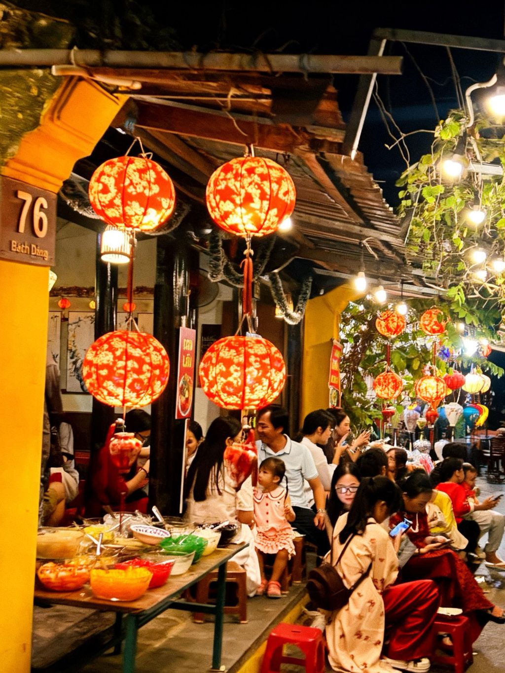 Hoi An at Night - Where Lantern Lights Illuminate Emotions - ảnh 7