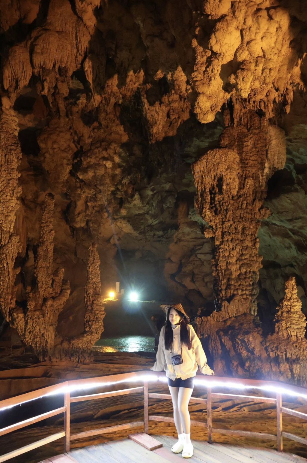回顾一下在四月三十日假期期间的高平旅游景点。 - ảnh 5