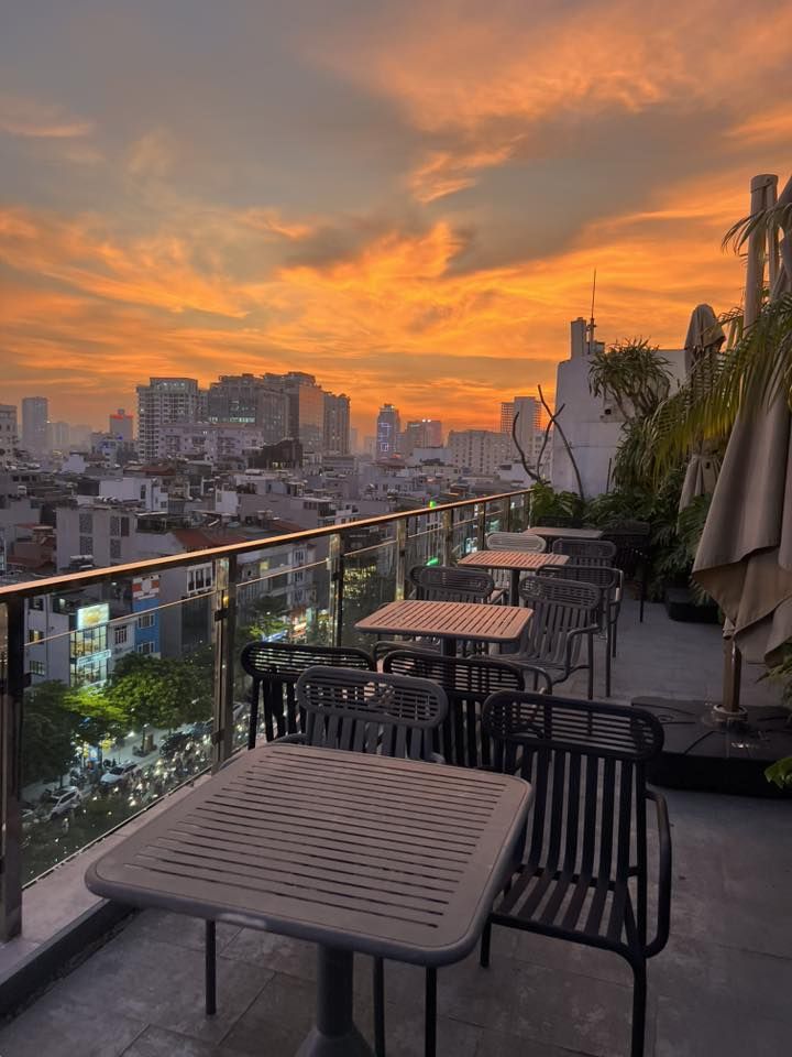 Review Aries Rooftop Coffee: A meeting point between the clouds and the sunset - 2