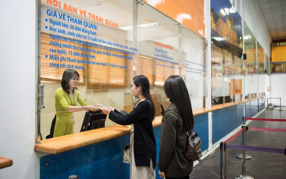 Thang Long Imperial Citadel – where to go on weekends in Hanoi, combining fun and historical exploration. - 3