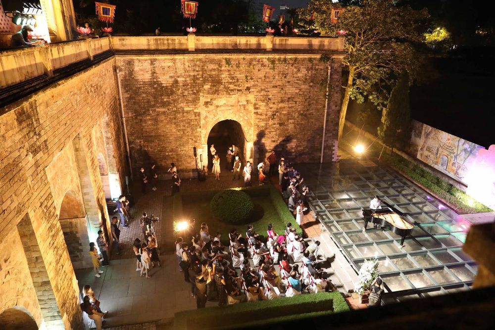 Thang Long Imperial Citadel – where to go on weekends in Hanoi, combining fun and historical exploration. - 4