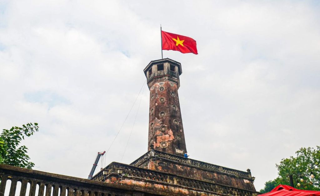 Thang Long Imperial Citadel – where to go on weekends in Hanoi, combining fun and historical exploration. - ảnh 7