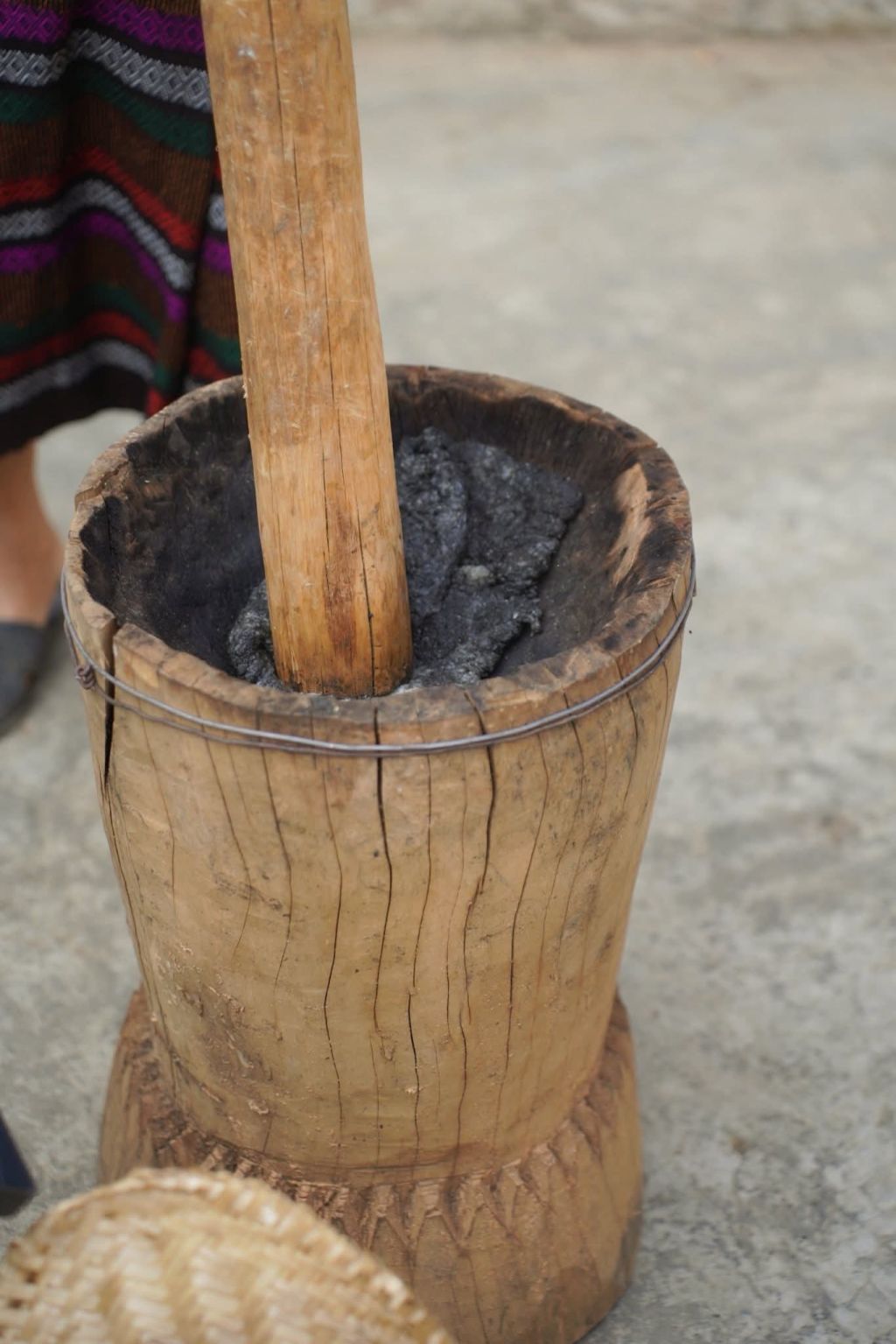 Young girl pounding rice – The cultural beauty of Vân Kiều – Pa Cô Quảng Trị - 3
