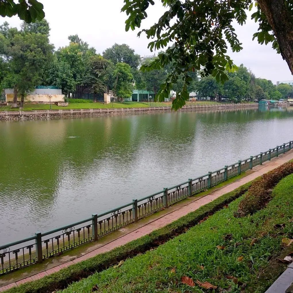 Thủ Lệ Park – a nearby place to hang out, easy to get to and not expensive. - 4