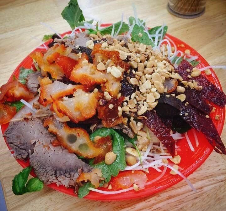 डोंग जुआन रात का बाजार - हनोई में सप्ताहांत घूमने की जगह, सस्ती खाने-पीने की जगह - ảnh 5