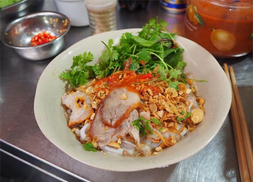 डोंग जुआन रात का बाजार - हनोई में सप्ताहांत घूमने की जगह, सस्ती खाने-पीने की जगह - ảnh 8