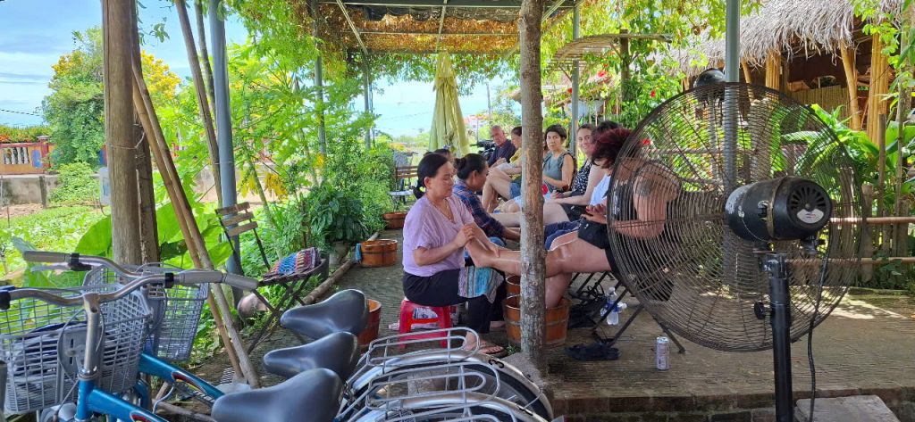 향차궤 – 색고과: 하나의 여정, 두 가지 경험 – 깨끗한 뒷마당, 고향의 정취. - 4