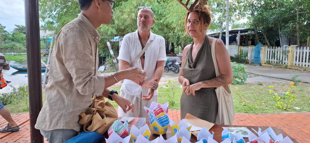 Herbal Tea of Quế – The Color of Cò: One journey, two experiences – A clean backyard, a serene rural soul. - ảnh 5