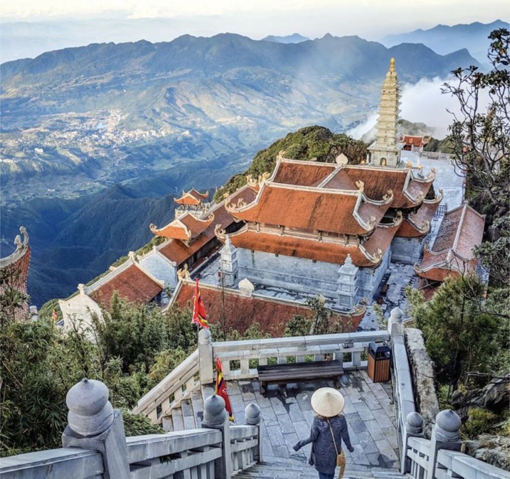 Fansipan – a hot check-in spot in Sa Pa, what does the roof of Indochina have to offer? - ảnh 6