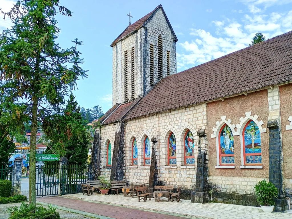 Stone Church Sa Pa – a central location, accessible by walking. - 4