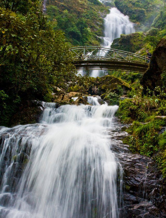 Silver Falls – a location close to the center of Sa Pa, easy to access and doesn’t take much time. - ảnh 5