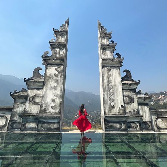 Heaven's Gate in Sa Pa – a spot for viewing clouds and mountains, is being sought after by many people. - 2