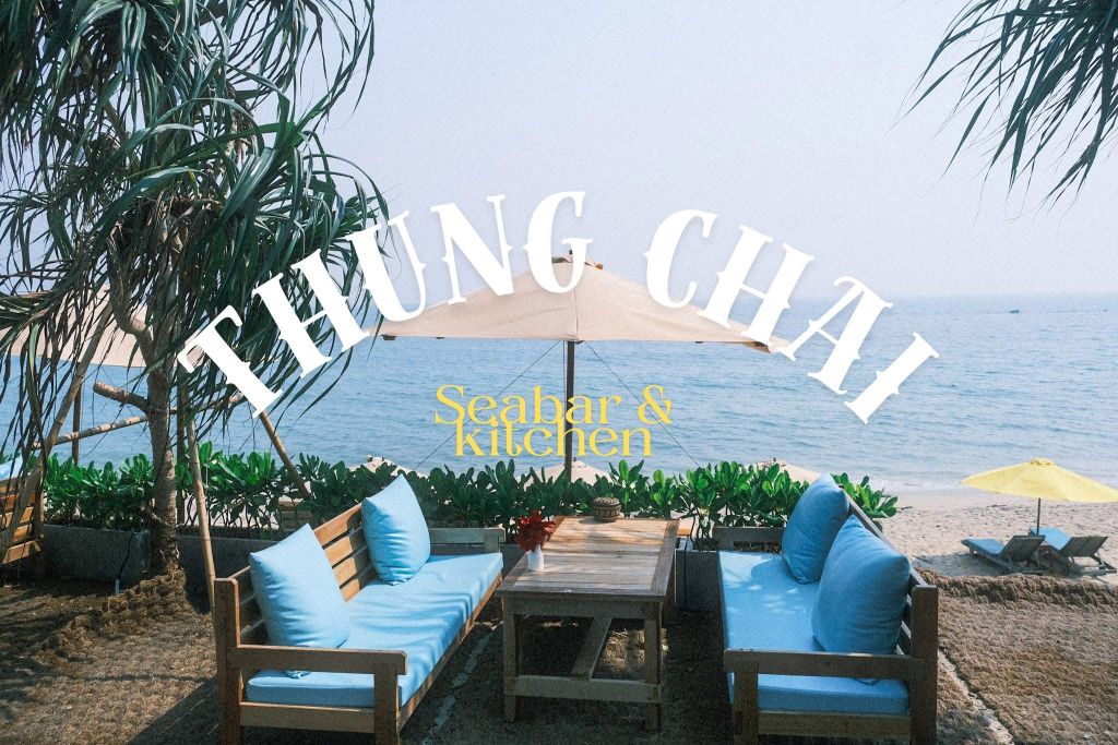 Just discovered a colorful beachfront café in Hoi An. - 1