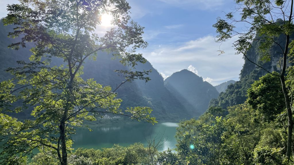 神秘的汤亨湖 - 2