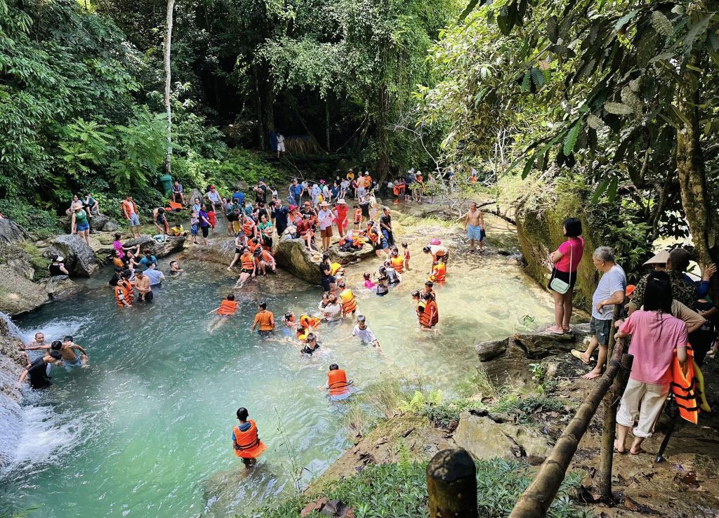 Khuổi Nhi Waterfall – a cool stopover on the journey to explore Na Hang. - ảnh 6