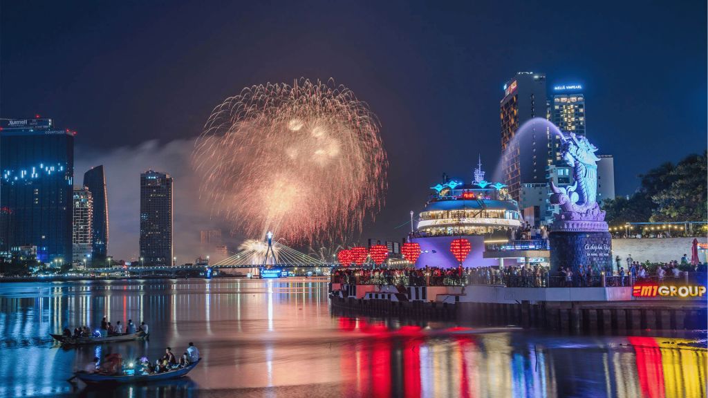 Da Nang International Fireworks Festival – a highly sought-after summer event. - 2