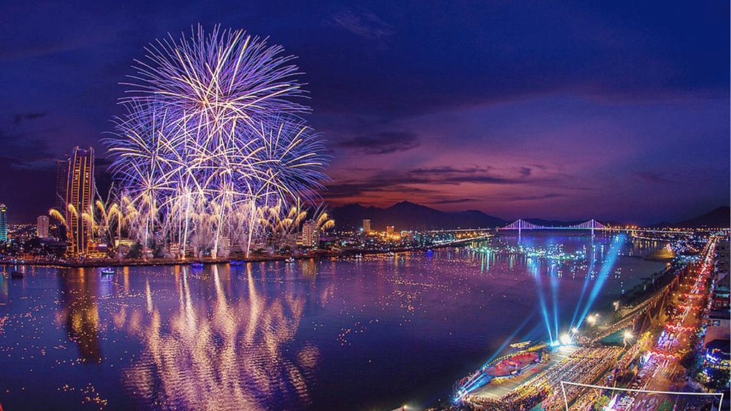 Da Nang International Fireworks Festival – a highly sought-after summer event. - 3