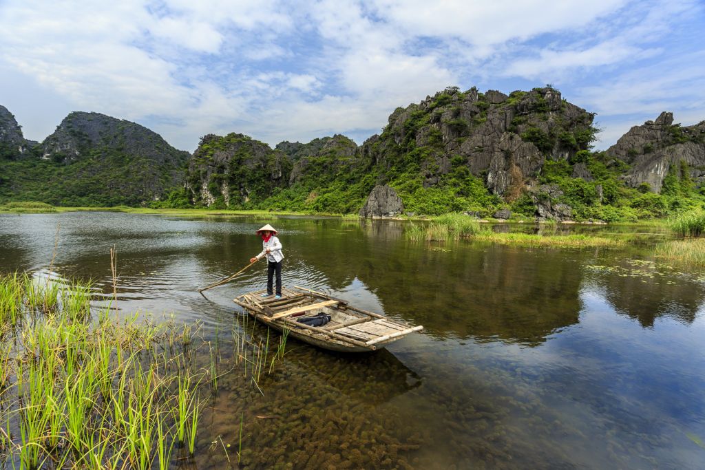 Vân Long Nature Reserve continues to attract visitors seeking a peaceful space. - ảnh 8