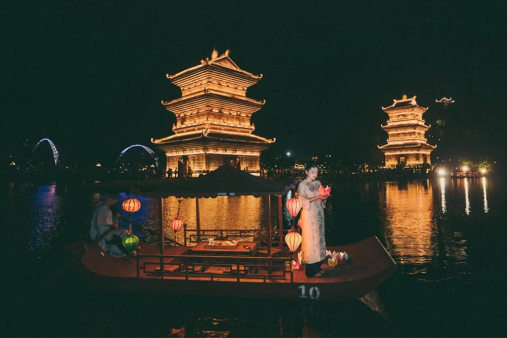 화루 구시가지가 야간 관광을 발전시키고, 관광객들에게 경험을 확장합니다. - 3