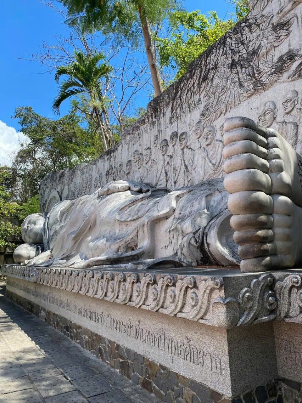 Long Son Pagoda - A peaceful place leaning against the sky, quietly overlooking the seaside town. - 1