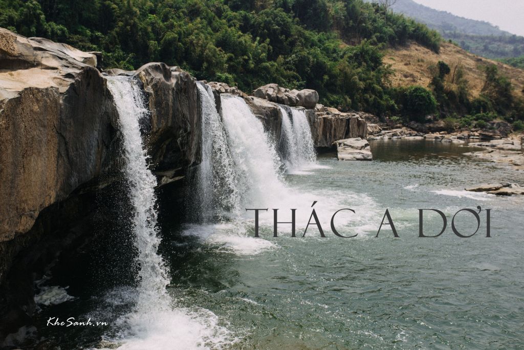 Cascada A Dơi – La Princesa en Medio de la Selva y la Aspiración de la Gente de la Frontera - 1