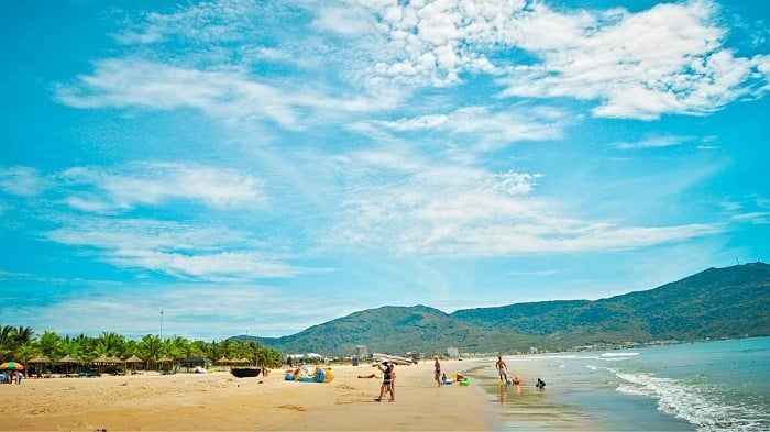 My Khe Beach – a popular spot close to the center, especially crowded in the summer. - 4