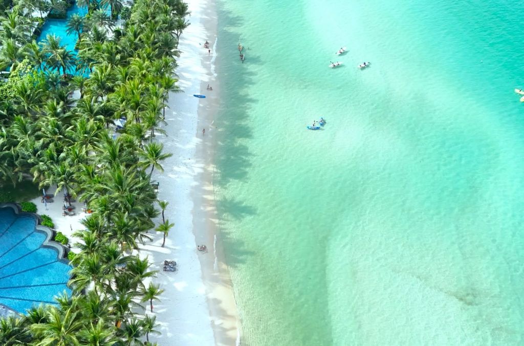 Vietnam has an island ranked among the most beautiful in Asia. - ảnh 6