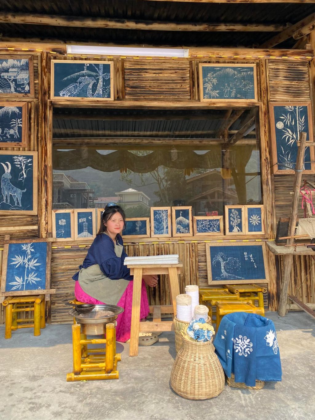 Thèn Pả - a peaceful village at the foot of the Lũng Cú Flagpole. - ảnh 7
