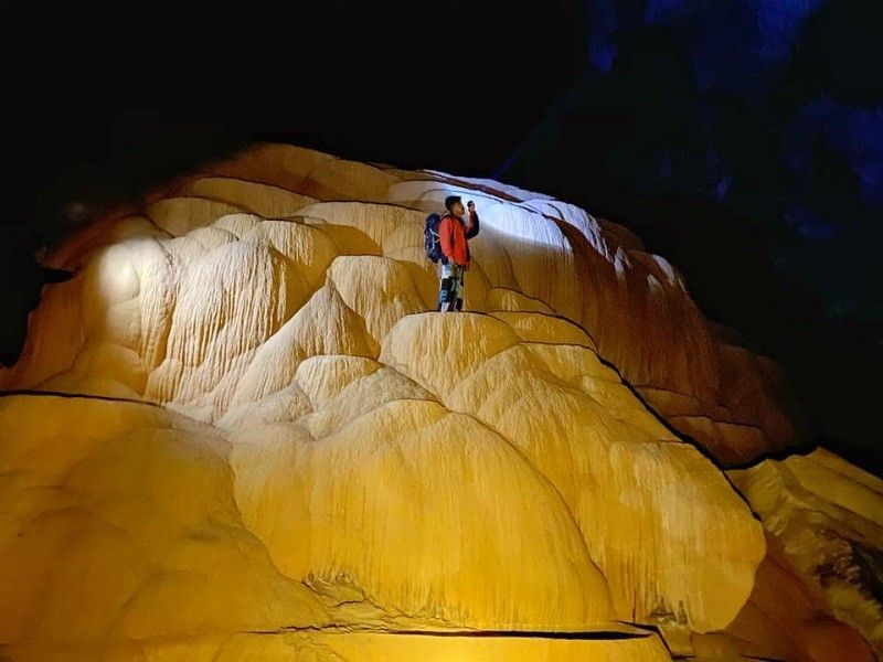 "The Golden Tree" In Ngườm Ngao Cave - 2