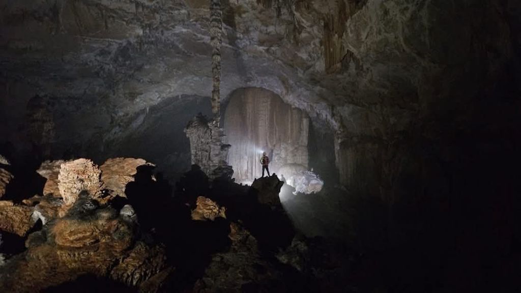 Discovery of a new cave in Phong Nha-Kẻ Bàng. - 2