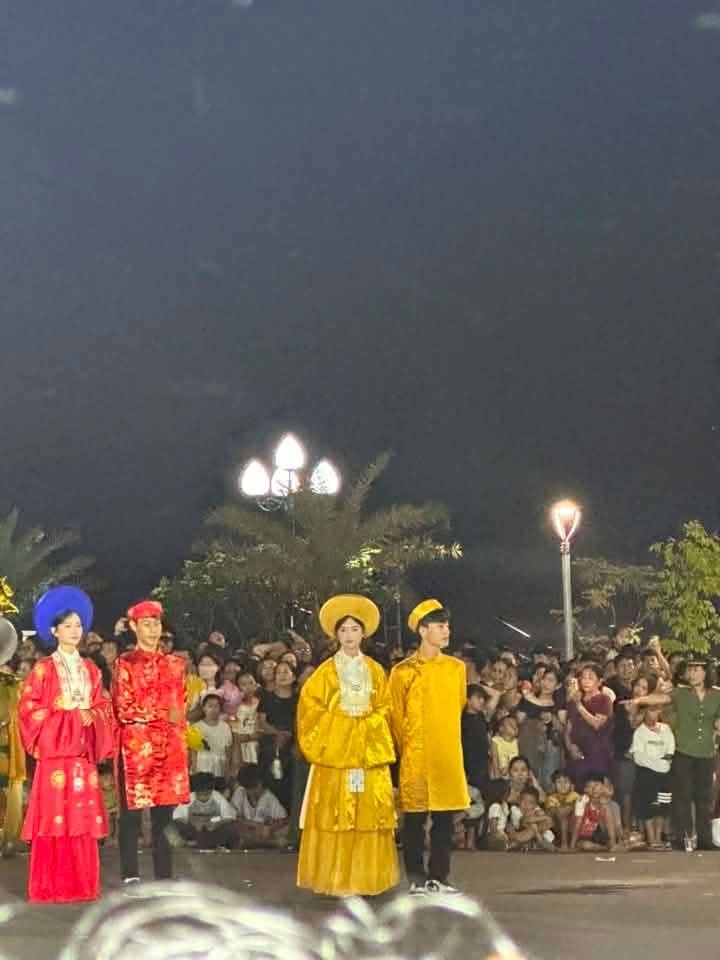 Dong Ha Ward: Organizing a series of gratitude activities and community culture events. - ảnh 9