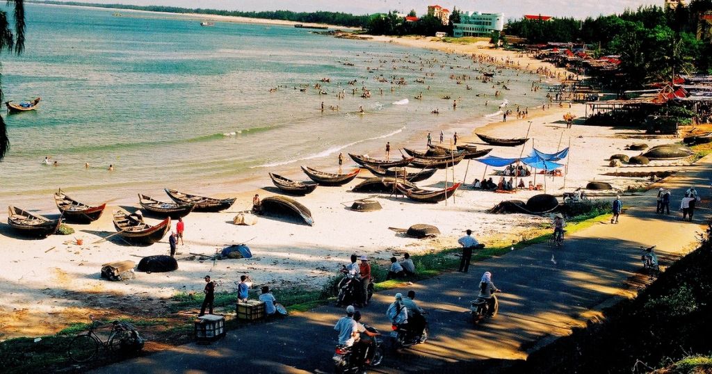 Cua Tung Beach – A paradise of beaches - 4