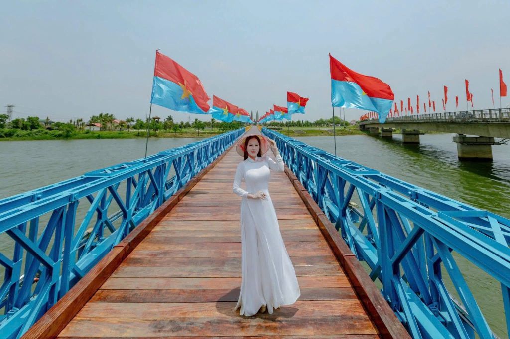 Miss Humanitarian Nguyen Binh – A Daughter Of The Resilient Land Of Gio Linh. - ảnh 5