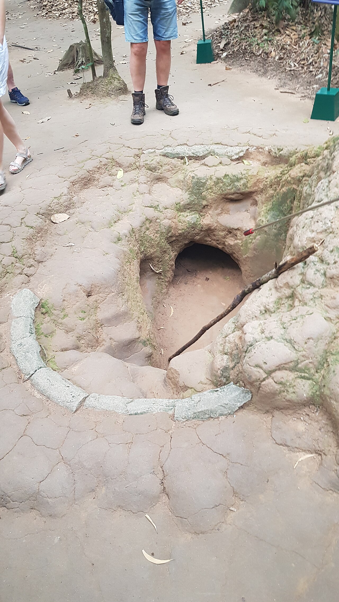 Cu Chi Tunnels — A day underground, emerging to see a bluer sky. - ảnh 7