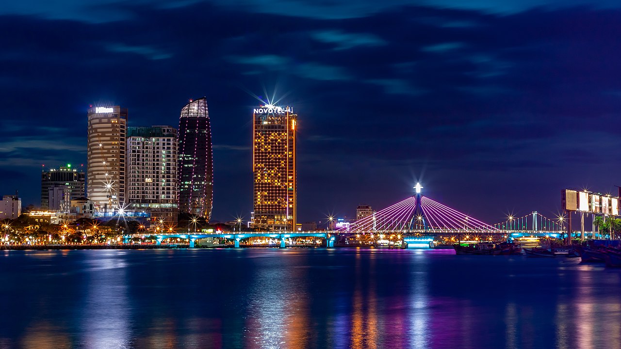 Han River Bridge – the only rotating bridge in Vietnam and the memories of a night in Da Nang. - 1