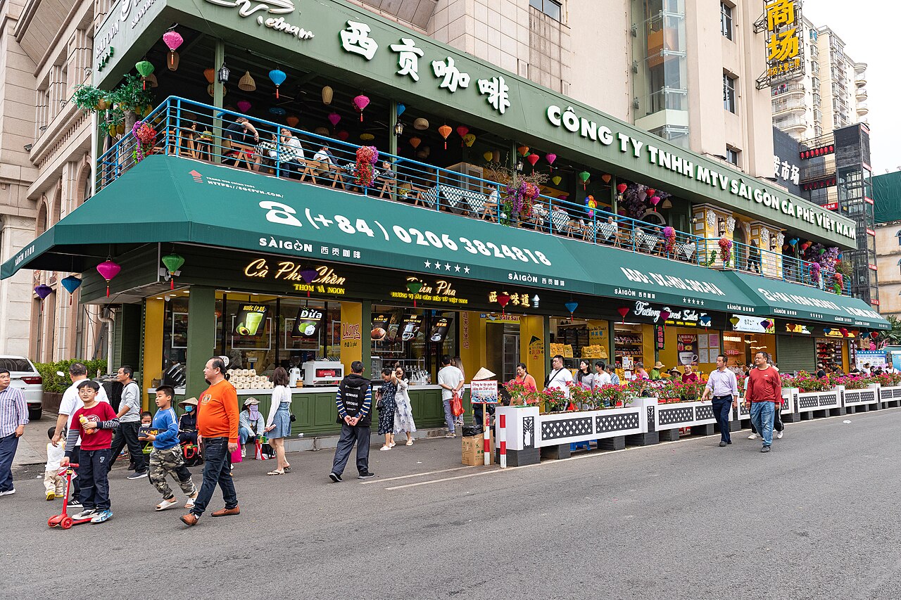 Saigon Banh Mi — The sidewalk sandwich that conquers the world - ảnh 7