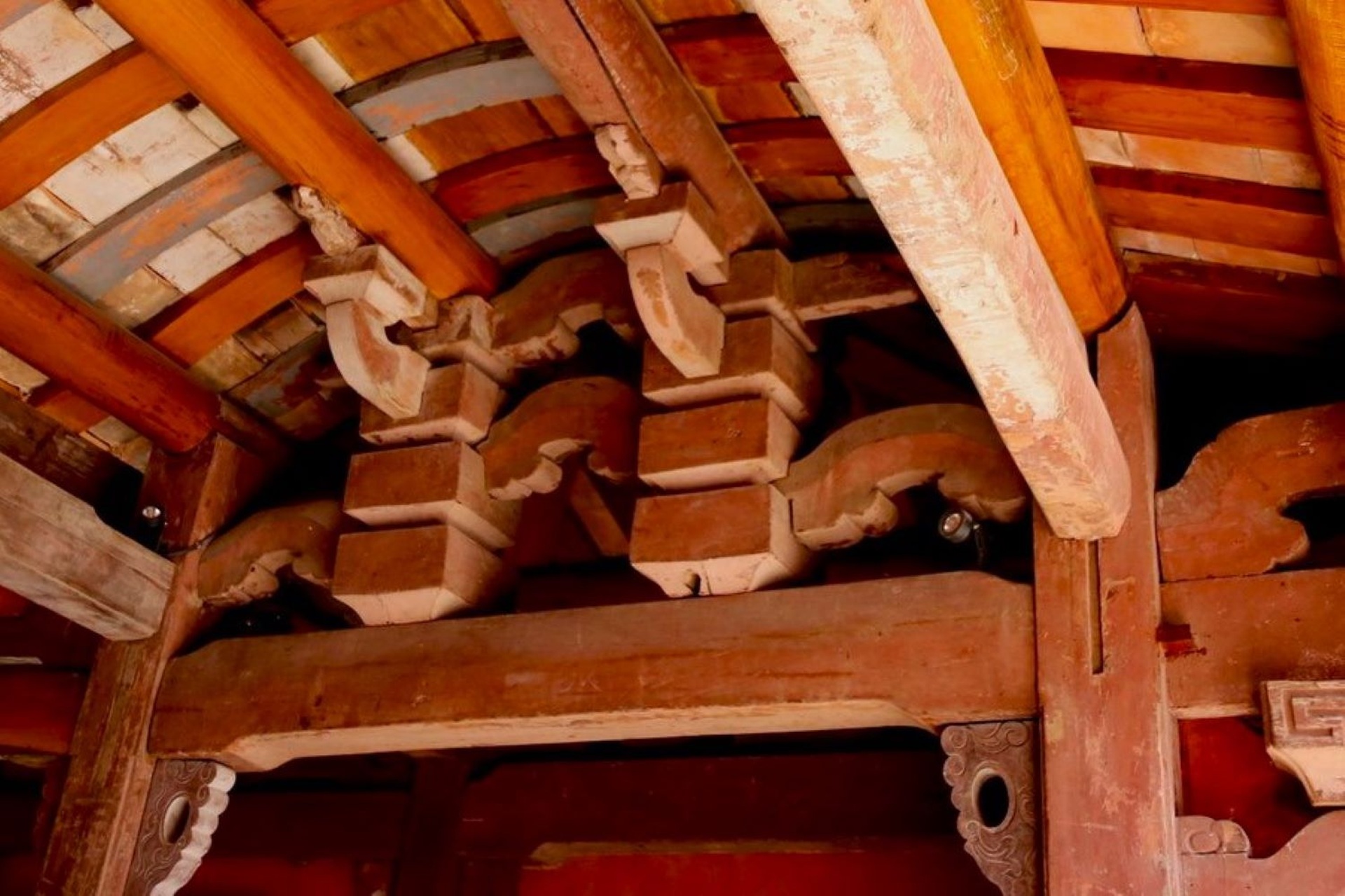 Hội An's Covered Bridge – a 400-year-old wooden bridge and a living symbol of the ancient town. - 4